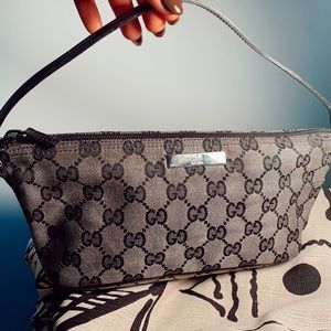 Monogram Gucci pouchette — black